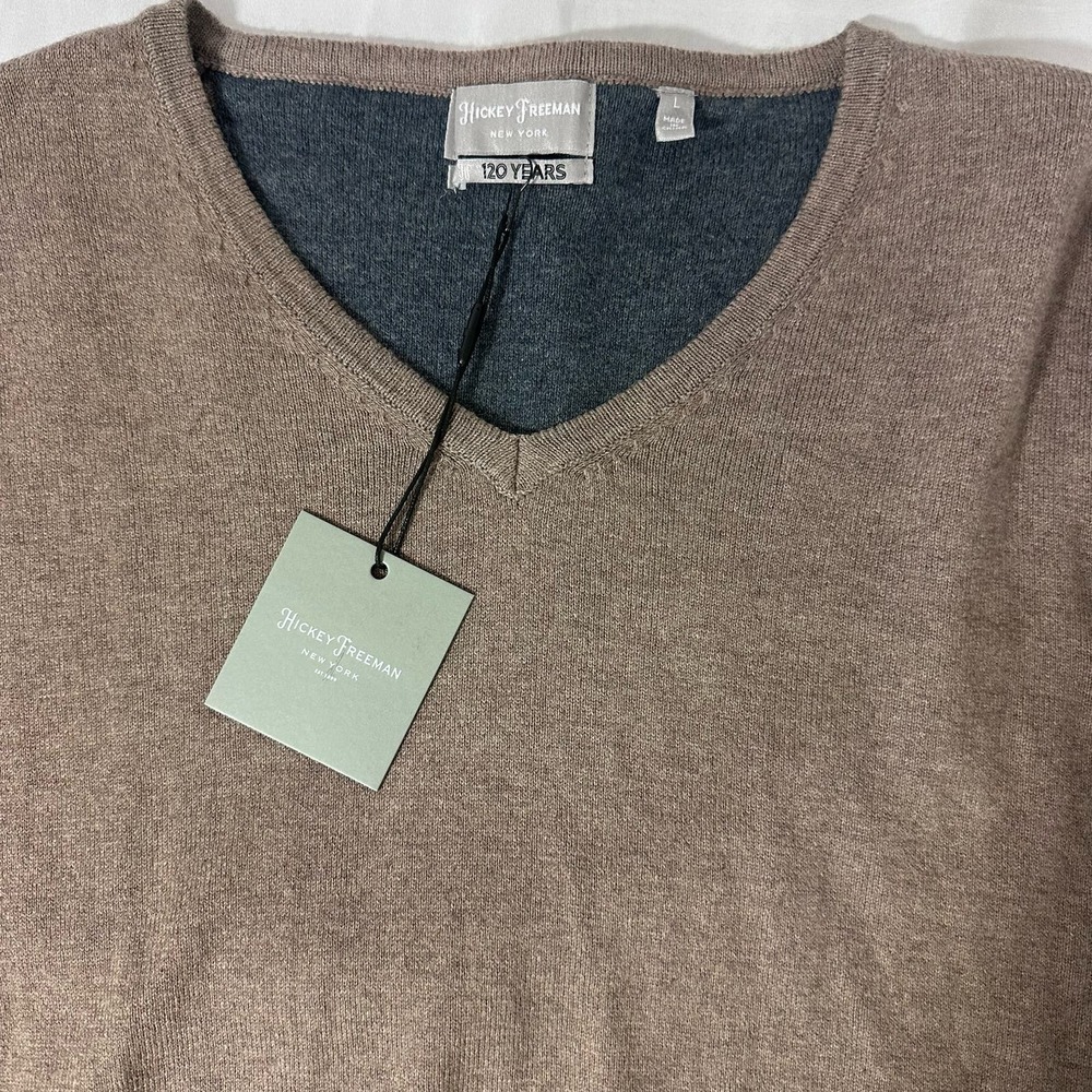 Hickey Freeman New York Size Large Color Camel v-neck Sweater - Picture 6 of 7